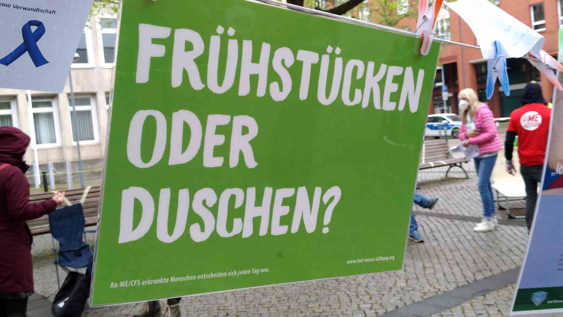 Frühstücken oder duschen?